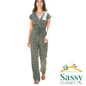 KINGSTON Grey Floral Jumpsuit Double V‑Neck Split Sleeves Tie Waist XXS NWT